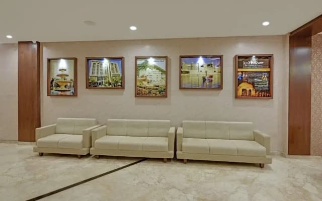 HOTEL CHERRYWOOD - Crafted for Comfort