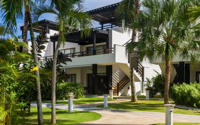 Aligio Aparthotel & Spa