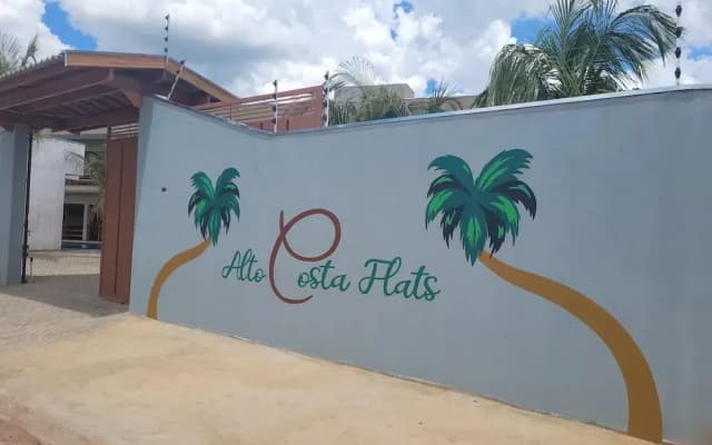 Alto Costa Flats