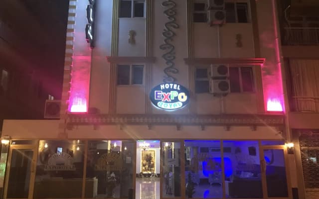 Exporoyal Hotel