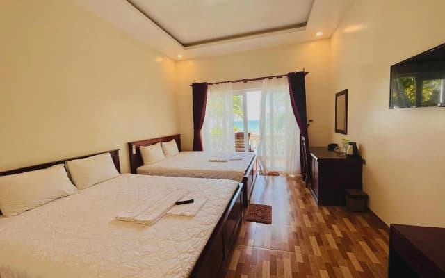 Phuong Binh House