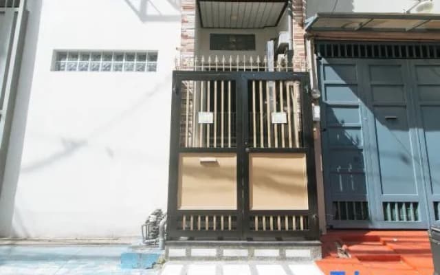 RedDoorz @ MGP Apartelle Near Espana