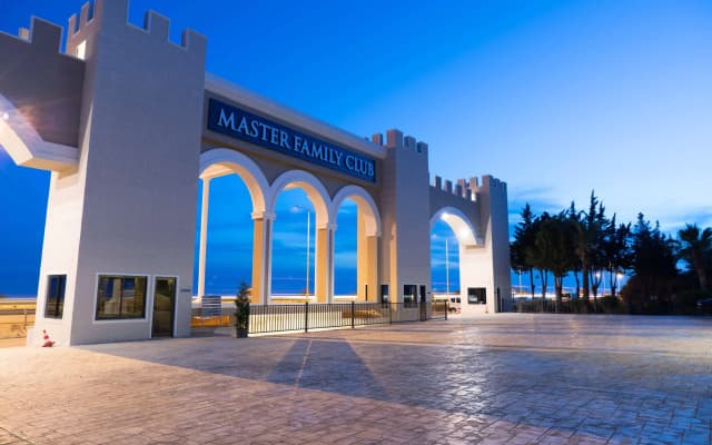 Aska Costa Holiday Club