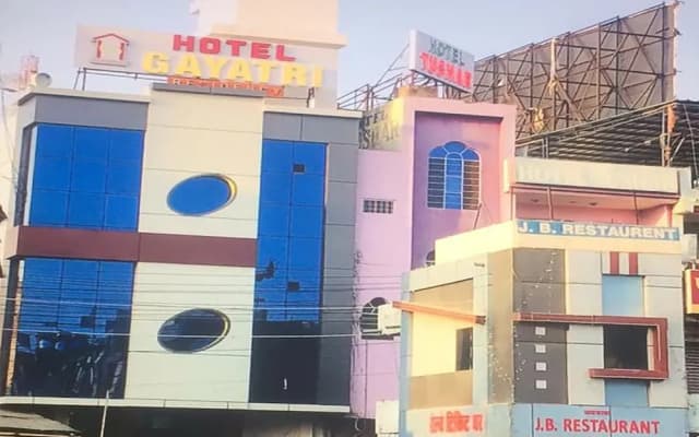 Oyo 1021 Hotel Gayatri Residency