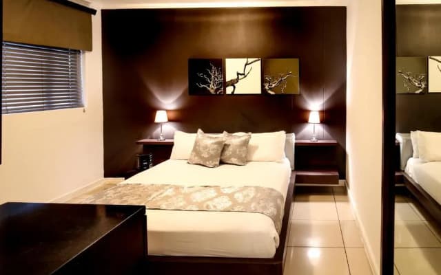 Urban Hip Hotels - The Nicol
