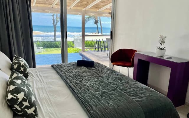 Backyard Beach House Oceanfront Luxury 5 Bdr