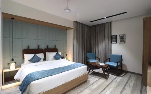 Hotel Chitra Executive
