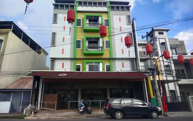 Capital O 93589 Hotel Wongso Syariah