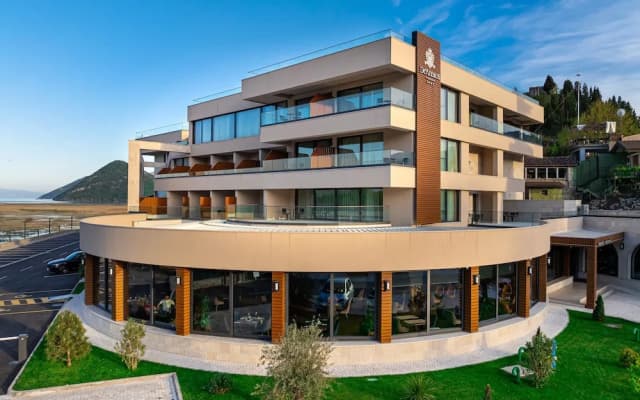 Hotel De Andros Virpazar