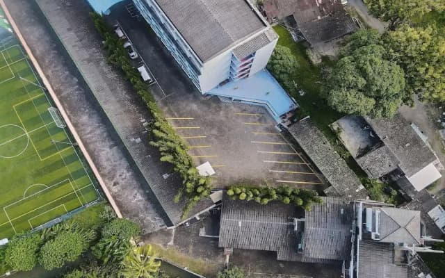 Nora Bukit Hotel