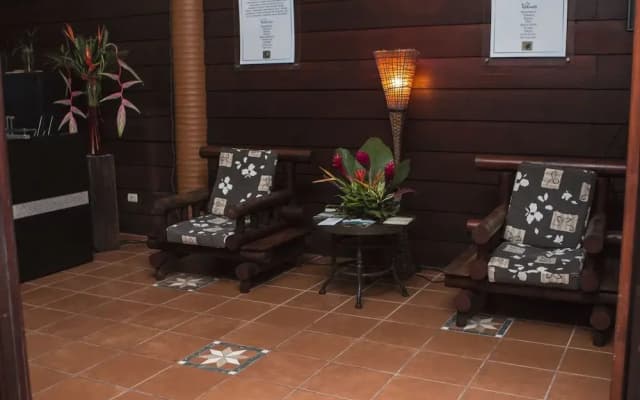 Aninga Lodge