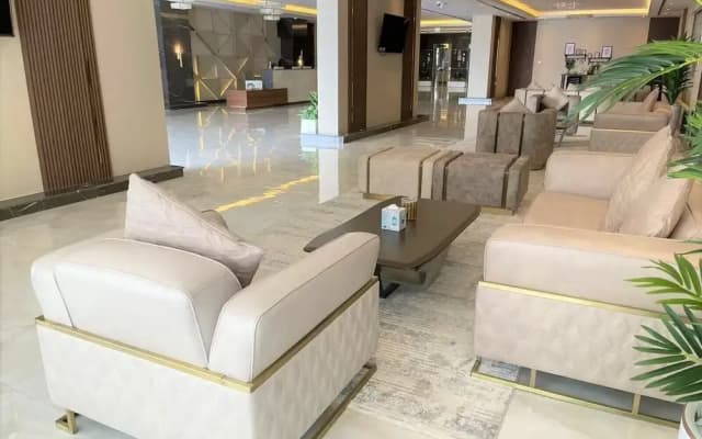 Hera Holiday Home