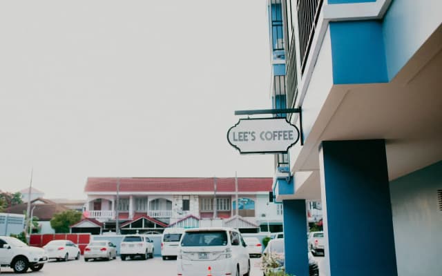 Lee Hotel