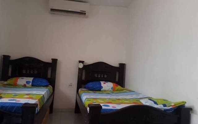Hotel Dora Smith