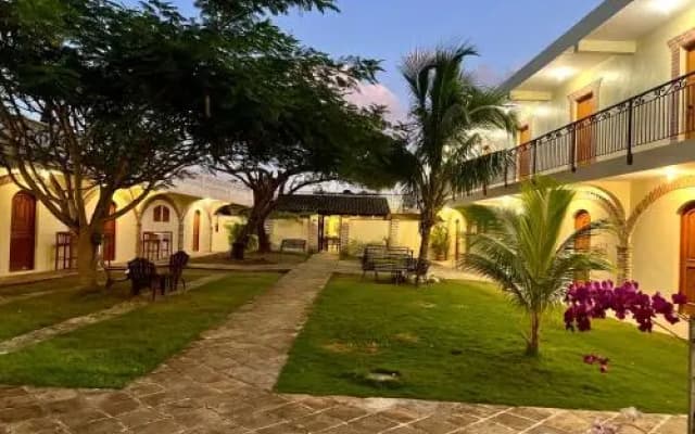Hotel Yamili