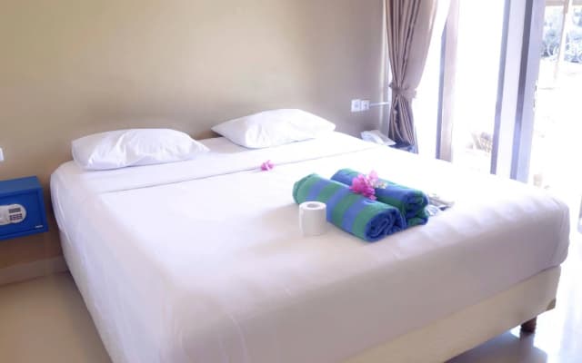 Gili Sands Hotel & Bar