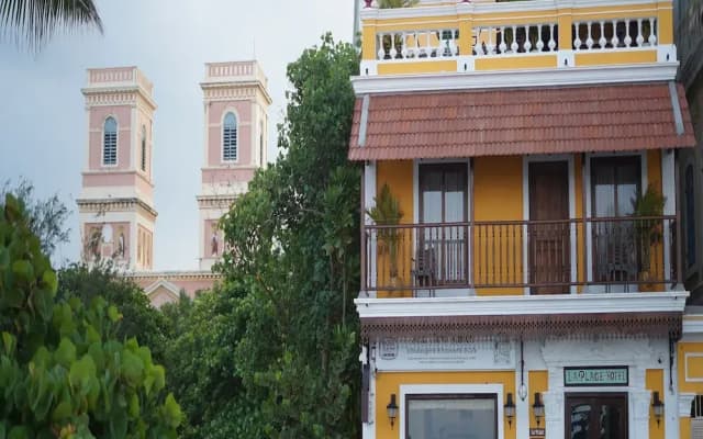 La Plage SeaView Suites