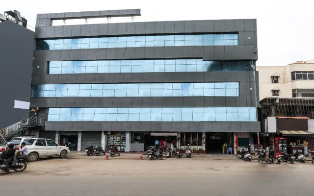 Hotel Padmini Elite