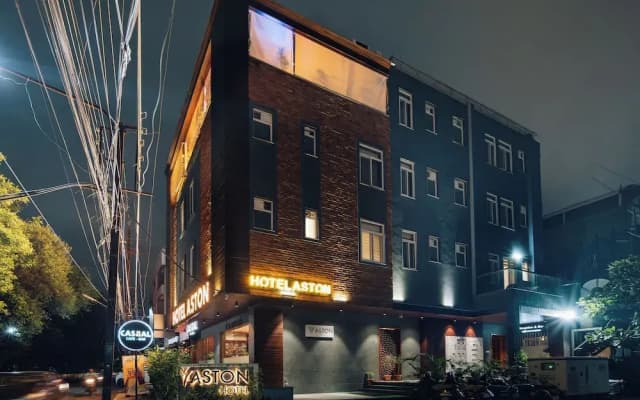 Hotel Aston