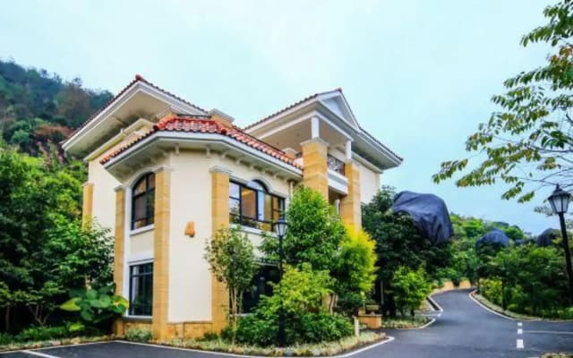 Yongding Tianzi Hot Spring Holiday Resort Longbowan Hotel