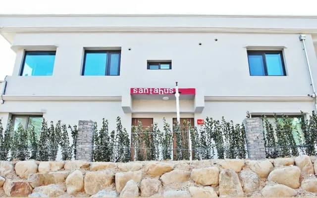 Goseong Santahus Pension