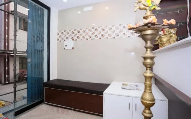 Viswa Towers By OYO Rooms