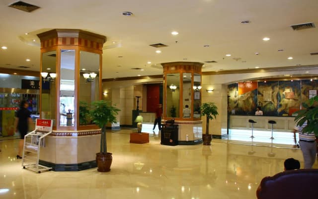 Hoi Tak Hotel