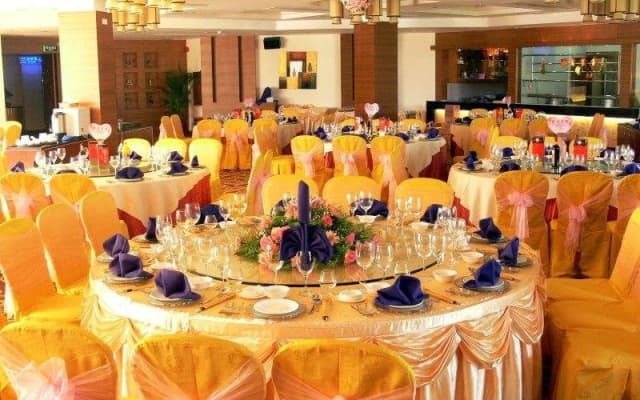 Royal Hotel