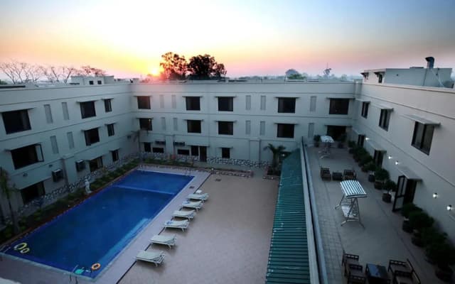 Hotel Uday Residency