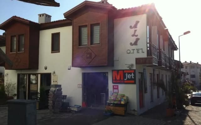 Ala Hotel