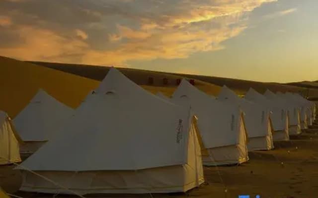 Shapotou No.66 Desert Camping hotel
