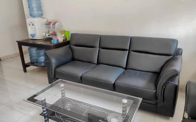 Penginapan Jokowi Krui RedPartner