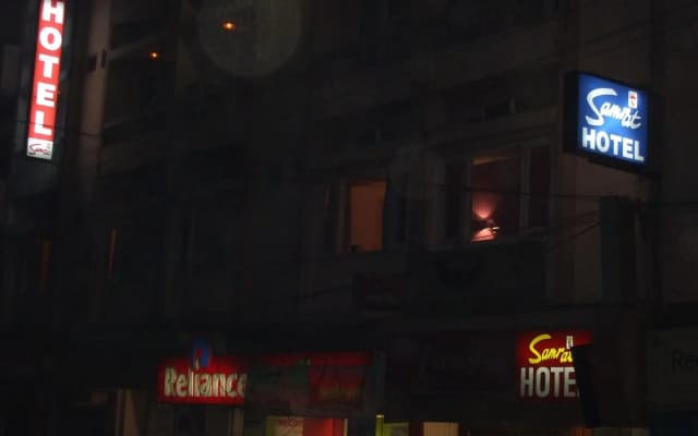 Hotel Samrat