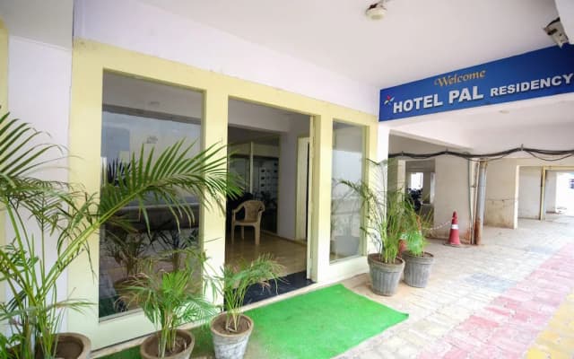 Hotel Pal Residency