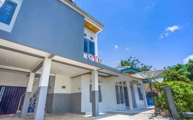OYO 2903 Putri Residence Syariah