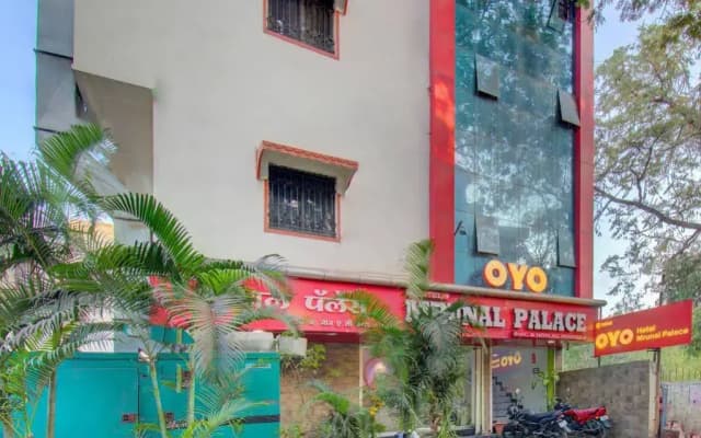Mrunal Palace Hotel