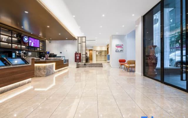 HanTing Hotel (Ya'an Shimian)