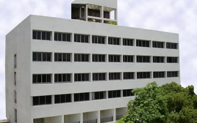 OYO 9677 Hotel Surya