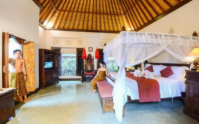 Tirta Ayu Hotel & Restaurant