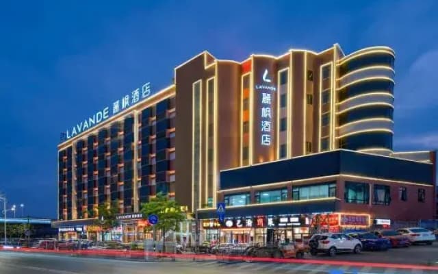 Lavande Hotel (Foshan West Railway Station Shishan)