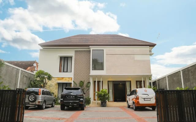Urban Fendi's Tirtodipuran