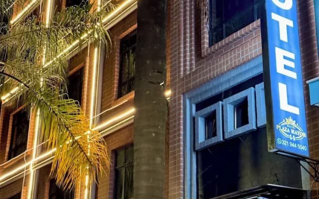 Hotel Plaza Mayor 44