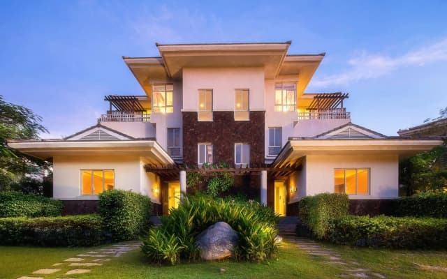 Huayu La Floret Resort Yalong Bay