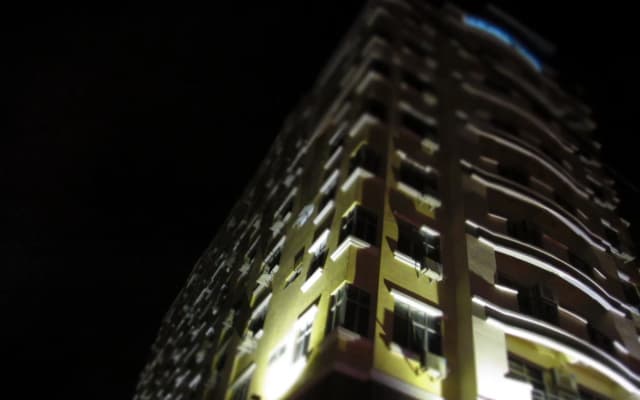 Leisure Cove Hotel & Apartments