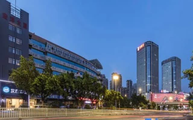 HanTing Hotel (Fuzhou Taijiang Wanda Plaza)