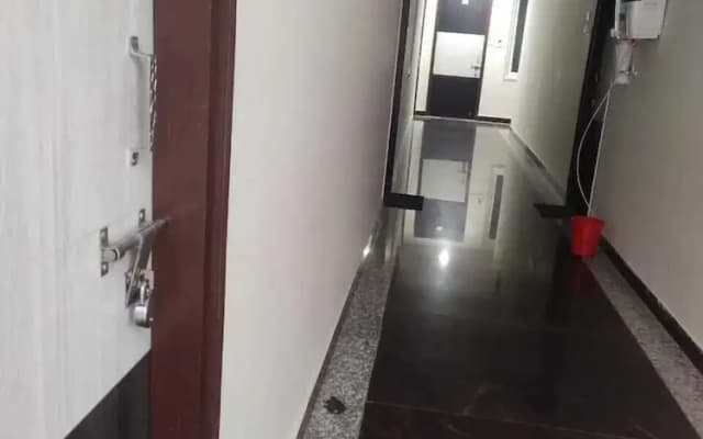 Tirath Hotel - Rishikesh - Uttrakhand
