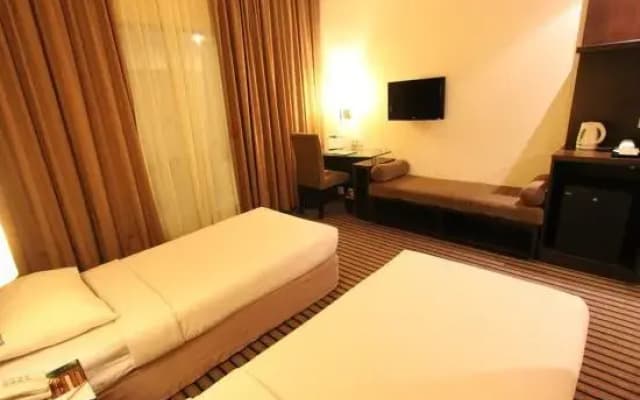 Harmoni One Convention Hotel & Service Apartments