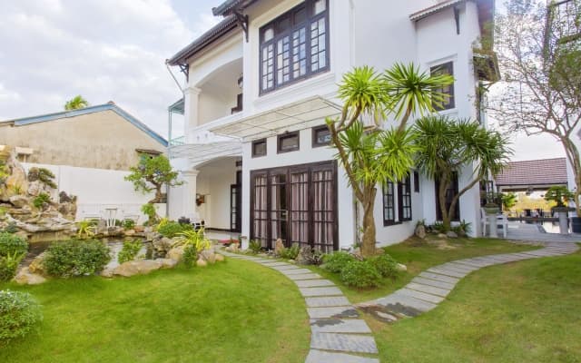 Riverside Impression Villa