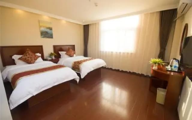 GreenTree Inn Lu'an Jinzhai County Dabie Mountain Logistics Park Business Hotel