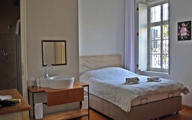 Eolya Guest House
